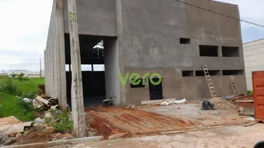 Galpão/Depósito/Armazém para alugar, 750m² no Loteamento Industrial 9 de Julho, Americana