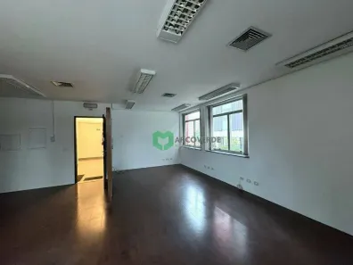 Sala Comercial para alugar, 51m² no Vila Madalena, São Paulo