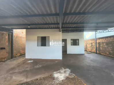 Casa com 3 Quartos à venda, 66m² no Jardim Europa, Uberlândia