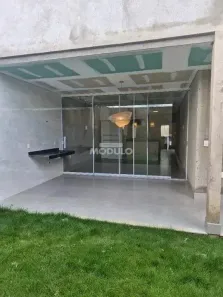 Casa com 2 Quartos à venda, 116m² no São Jorge, Uberlândia
