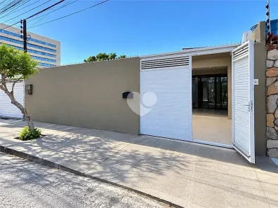 Casa com 3 Quartos para alugar, 180m² no Jatiúca, Maceió