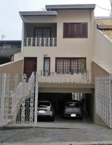 Sobrado com 3 Quartos à venda, 228m² no Vila Galvão, Jundiaí