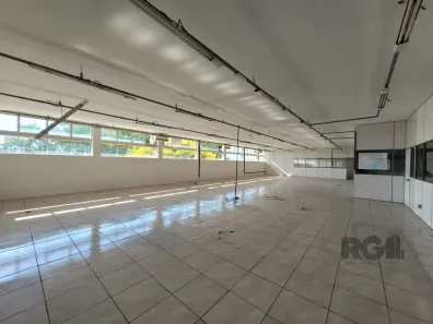 Galpão/Depósito/Armazém para alugar, 3700m² no Navegantes, Porto Alegre