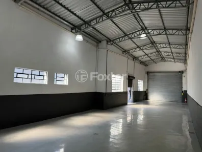 Galpão/Depósito/Armazém à venda, 310m² no Vila Anastácio, São Paulo