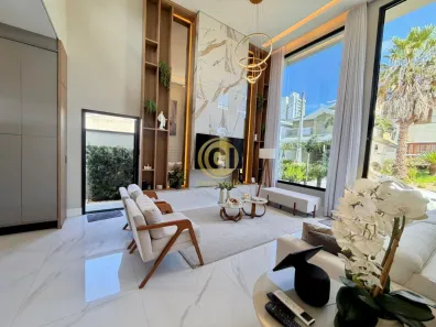 Casa de Condomínio com 3 Quartos para alugar, 185m² no Loteamento Villa Branca, Jacareí