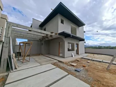 Sobrado com 3 Quartos à venda, 125m² no Picadas do Sul, São José