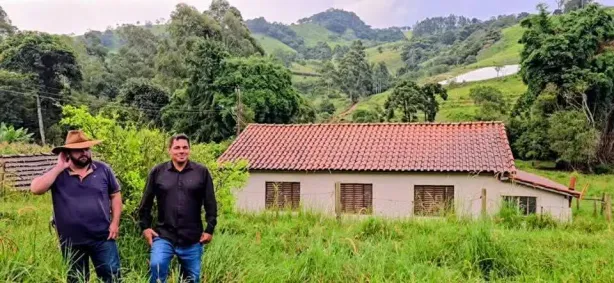 Casa com 3 Quartos à venda, 1000m² no , Bom Repouso