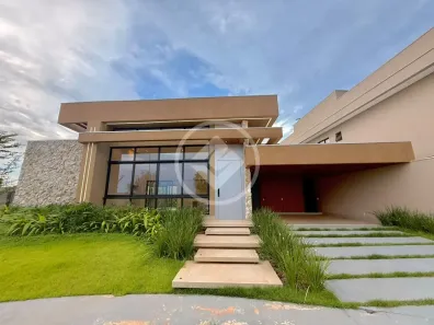 Casa de Condomínio com 4 Quartos à venda, 290m² no Petrópolis, Várzea Grande