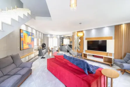 Casa com 3 Quartos à venda, 297m² no Hípica, Porto Alegre