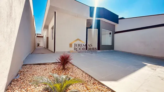Casa com 3 Quartos para alugar, 200m² no Residencial Parque das Palmeiras, Pindamonhangaba