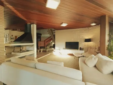 Casa com 5 Quartos à venda, 420m² no Lagoa da Conceição, Florianópolis