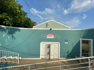 Sala Comercial à venda, 280m² no Araés, Cuiabá
