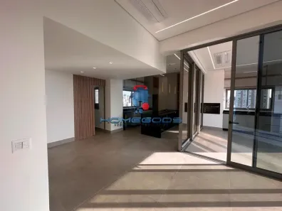 Apartamento com 4 Quartos para alugar, 197m² no Cambuí, Campinas