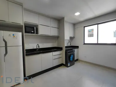 Apartamento com 1 Quarto para alugar, 28m² no Zona 07, Maringá