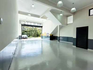Prédio Comercial à venda, 200m² no Arujamérica, Arujá