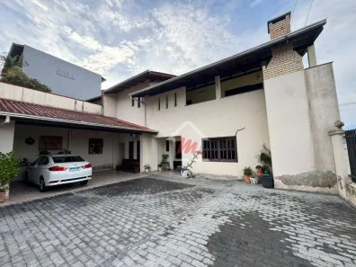 Casa com 3 Quartos para alugar, 130m² no Escola Agrícola, Blumenau