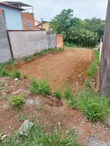 Lote/Terreno à venda, 200m² no Vila Lavínia, Mogi das Cruzes