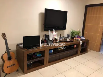 Casa com 3 Quartos à venda, 300m² no Embaré, Santos