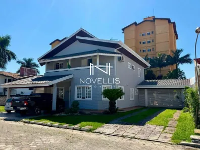 Casa de Condomínio com 4 Quartos para alugar, 380m² no Jardim Santa Maria, Jacareí