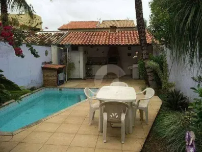 Casa com 3 Quartos à venda, 140m² no Piratininga, Niterói