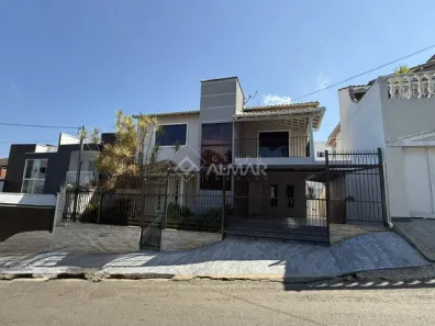 Casa com 3 Quartos à venda, 228m² no Aeroporto, Juiz de Fora