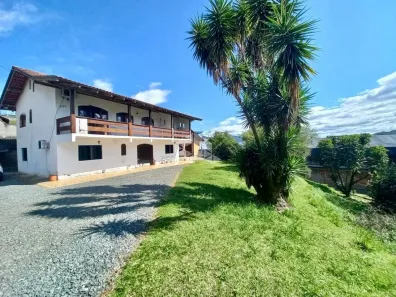 Casa com 5 Quartos à venda, 230m² no Itoupavazinha, Blumenau