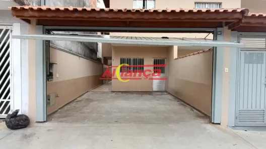 Casa com 2 Quartos para alugar, 80m² no Parque Continental, Guarulhos
