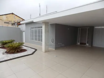 Casa com 3 Quartos à venda, 239m² no Vila Aparecida, Rio Claro