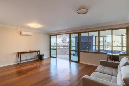 Apartamento com 3 Quartos à venda, 221m² no Cambuí, Campinas