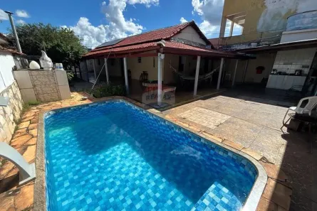 Casa com 5 Quartos à venda, 250m² no Loteamento São Benedito, Barra do Garças