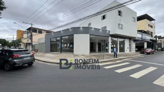 Ponto Comercial para alugar, 798m² no Lourdes, Governador Valadares