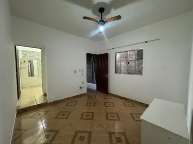 Casa com 2 Quartos para alugar, 90m² no Anhanguera, Praia Grande