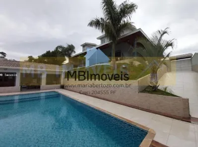 Fazenda/Sítio com 4 Quartos à venda, 600m² no Centro, Igaratá