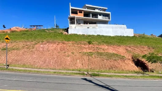 Lote/Terreno à venda, 304m² no Salvaterra, Juiz de Fora