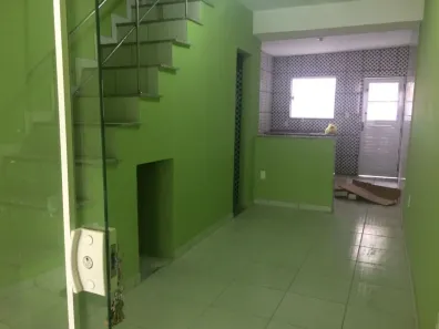 Casa com 2 Quartos à venda, 90m² no Realengo, Rio de Janeiro