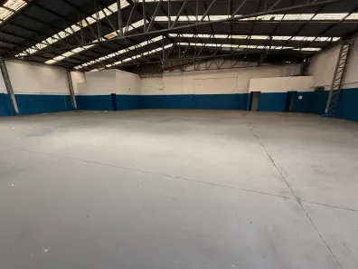 Galpão/Depósito/Armazém para alugar, 800m² no Centro, Navegantes