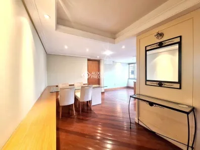 Apartamento com 3 Quartos para alugar, 114m² no Independência, Porto Alegre