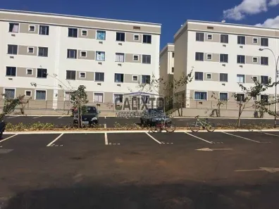 Apartamento com 2 Quartos à venda, 43m² no Chácaras Tubalina e Quartel, Uberlândia