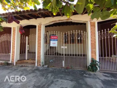 Imóvel Comercial com 3 Quartos para alugar, 240m² no Vila Mesquita, Bauru