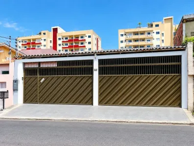 Casa com 3 Quartos à venda, 300m² no Flores, Manaus
