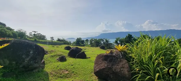 Lote/Terreno à venda, 900m² no Perequê, Ilhabela