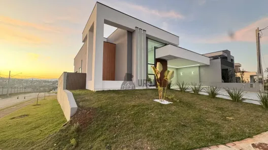 Casa de Condomínio com 3 Quartos à venda, 185m² no Loteamento Residencial Fazenda Casa Grande, Taubaté