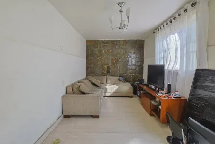 Casa com 2 Quartos à venda, 99m² no Renascença, Belo Horizonte