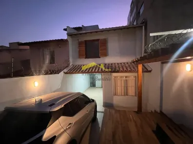 Casa com 3 Quartos à venda, 124m² no Buritis, Belo Horizonte