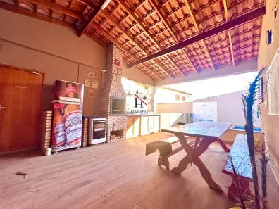 Casa com 4 Quartos à venda, 400m² no Jardim Shangri-la A, Londrina