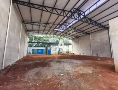 Galpão/Depósito/Armazém para alugar, 500m² no Carajás, Uberlândia