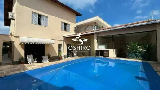 Casa com 3 Quartos à venda, 221m² no Jardim Helena Maria, Guarujá