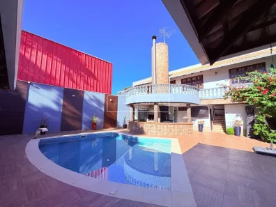 Casa com 5 Quartos à venda, 943m² no Parolin, Curitiba