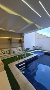 Casa com 5 Quartos à venda, 555m² no Serrinha, Fortaleza