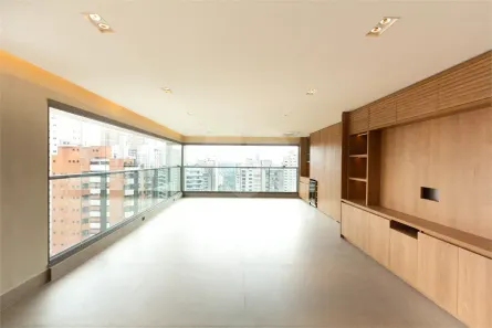 Apartamento com 3 Quartos para alugar, 144m² no Moema, São Paulo